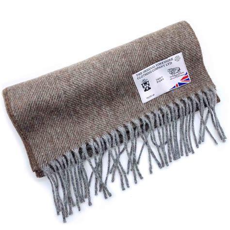  Yorkshire Wool: Vẻ đẹp cổ điển cho ngành thời trang hiện đại!